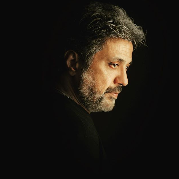  داریوش این چه شوریست که در دور قمر میبینم